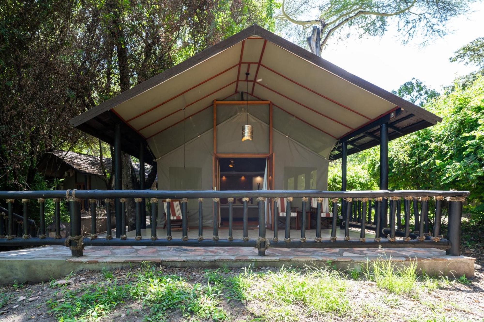 Sarova Mara Game Camp Villa Sekenani Exterior photo